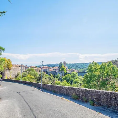 In St Denis With Pool & Pyrenees View * Saint-Denis (Aude)