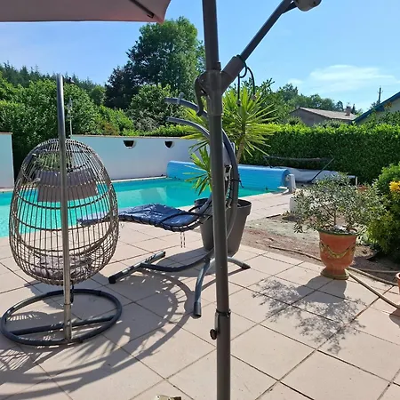 In St Denis With Pool & Pyrenees View Saint-Denis (Aude)